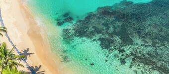 Sea View Duplex  / Near Beach and in the heart of the Center /Pool / Free Wifi