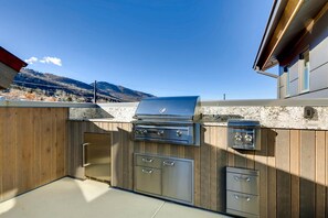 Balcony - 820 Park Ave #203 by Park City Lodging (Park City)