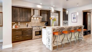 Condo, 3 Bedrooms | Private kitchen | Fridge, microwave, stovetop, dishwasher - 820 Park Ave #203 by Park City Lodging (Park City)