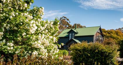 Exclusive boutique coastal cottage