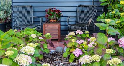 Exclusive boutique coastal cottage