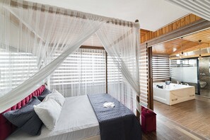 Royal Suite | Individually decorated, individually furnished, iron/ironing board - City Life (Iskenderun)