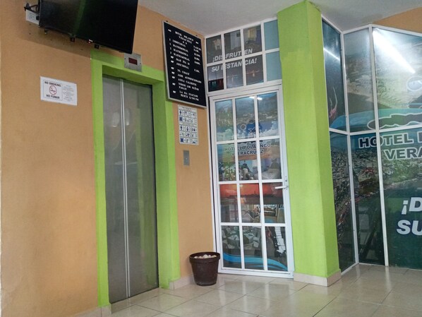 Property entrance - Hotel Polanco (Veracruz)