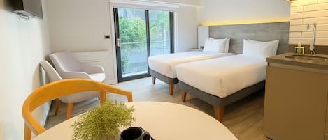 标准开间, 2 张单人床 | 客房内保险箱、笔记本电脑工作区、遮光窗帘、熨斗/熨衣板