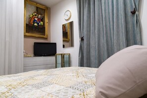 1 bedroom, WiFi - First House Posillipo (Napoli)