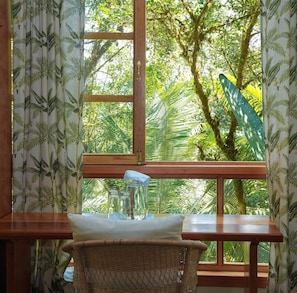 Chalet rustique Confort | Décor unique, ameublement unique, accès au Wi-Fi (inclus)