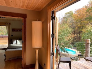 Interior - Cabin By The Falls (Roseland)