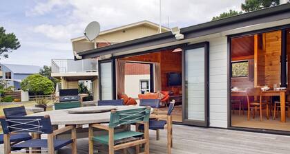 Pretty in Pauanui - Pauanui Holiday Home