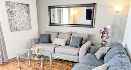 Private Townhome in central Raleigh