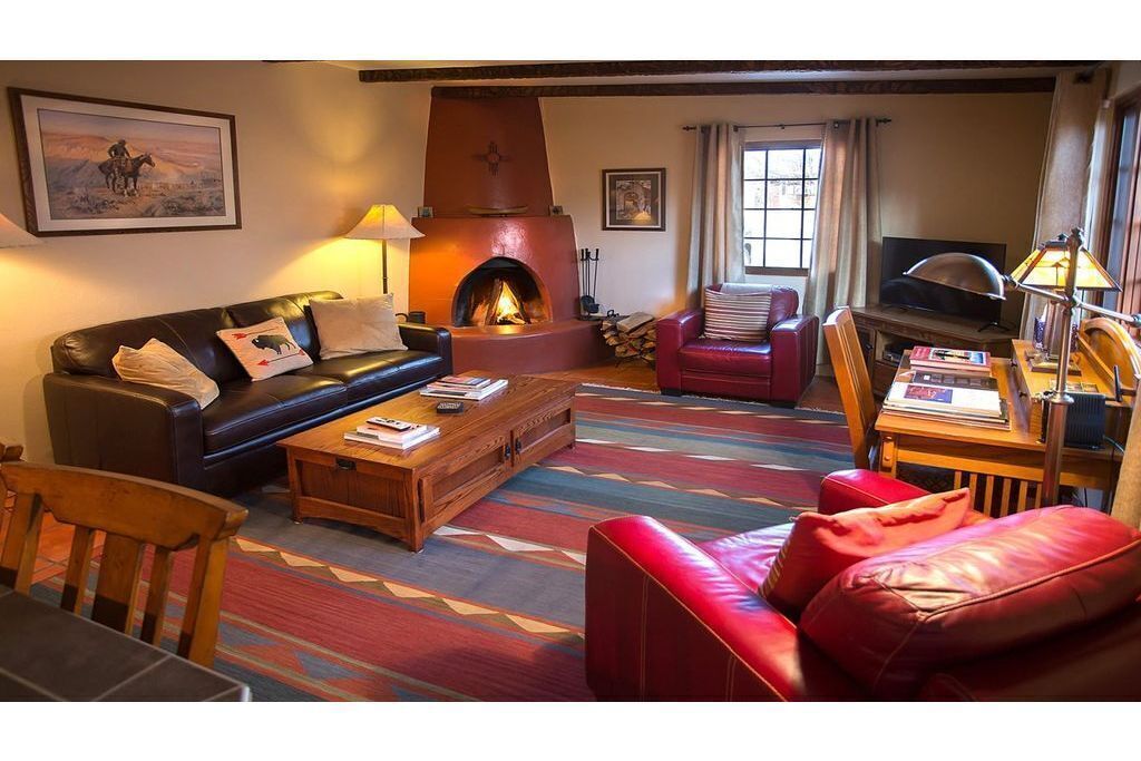 Beautiful Santa Fe downtown property walking distance to the Plaza