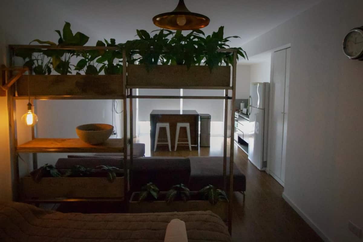 blackout curtains, free wifi, bed sheets