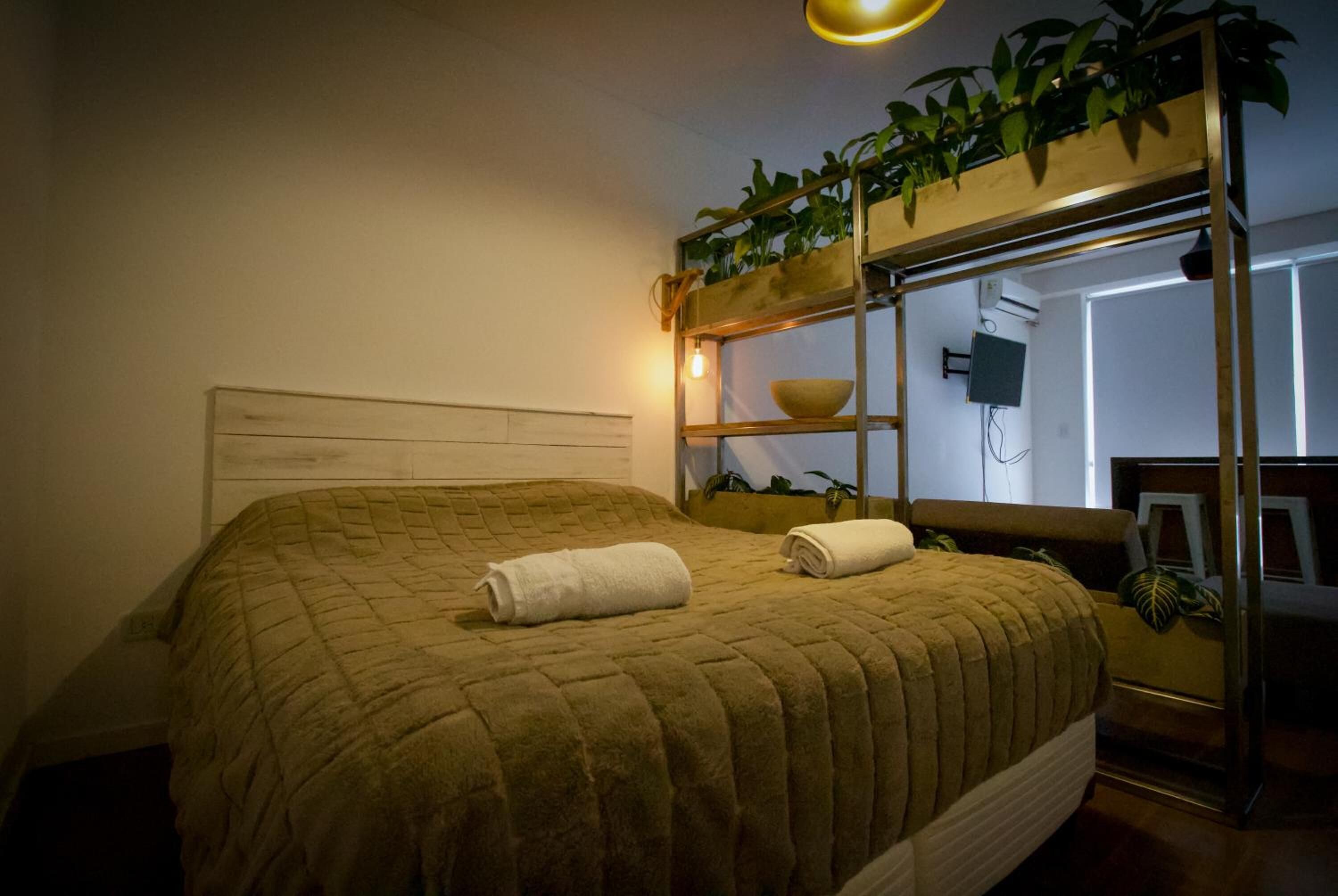 blackout curtains, free wifi, bed sheets