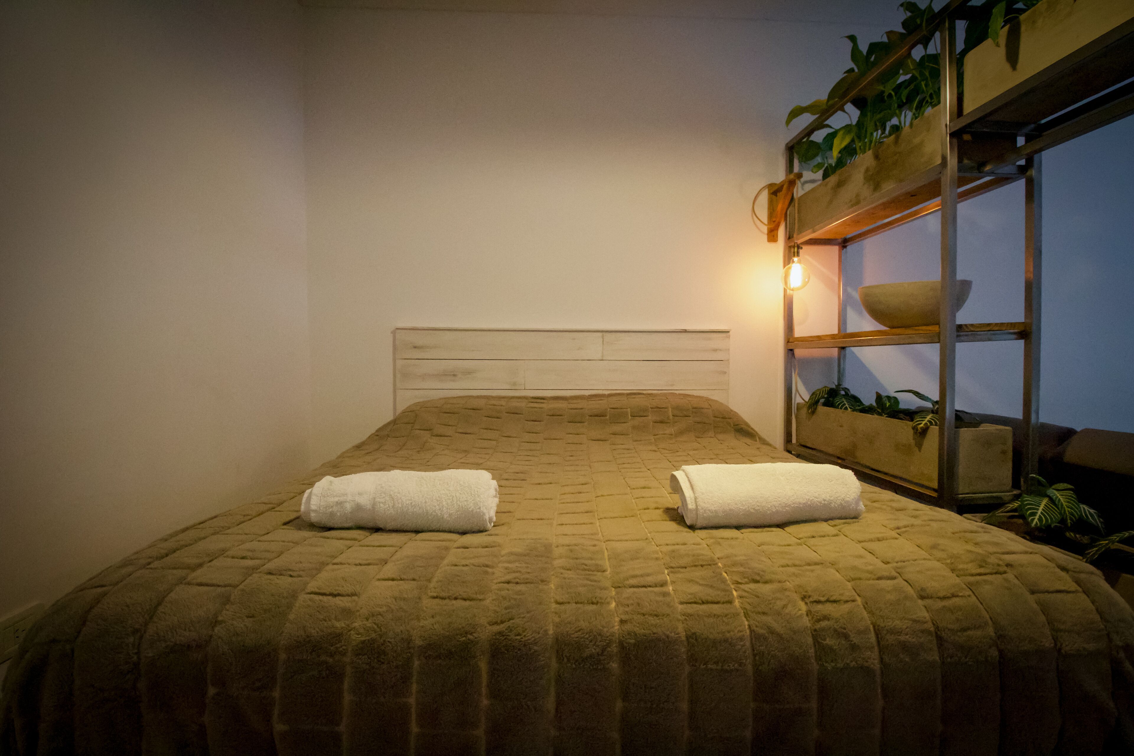 blackout curtains, free wifi, bed sheets