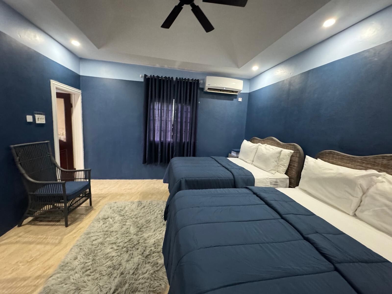 5 bedrooms, in-room safe, iron/ironing board, free WiFi