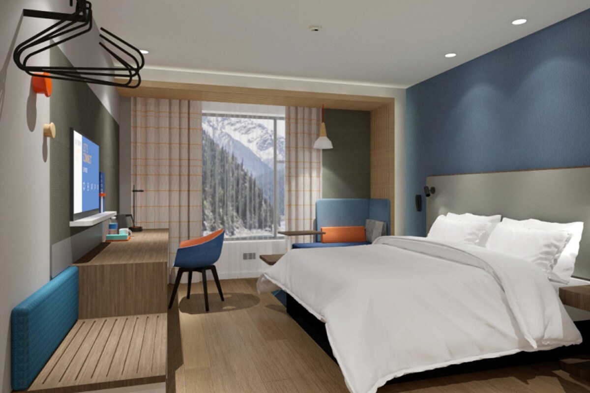 Chambre Standard, 1 très grand lit, vue montagne