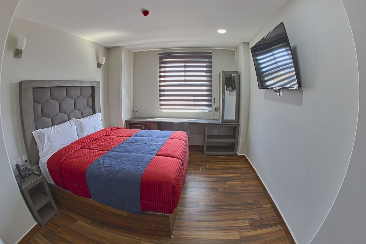 Comfort Room, 1 King Bed