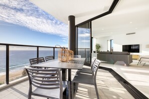Balcony - Vue Broadbeach (Broadbeach)