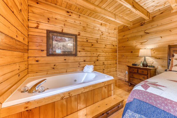 1 bedroom, iron/ironing board, Internet, bed sheets