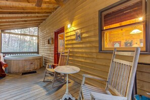 Indoor spa tub - Peaceful dog-friendly cabin with private hot tub, firepit, & deck (Blairsville)