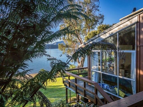 Sounds Magic  - Moetapu Bay Bach