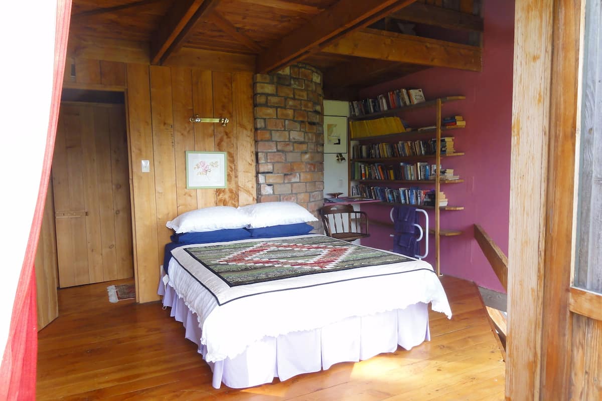 Ferienhaus, 2 Schlafzimmer | 1 Schlafzimmer, individuell dekoriert, individuell eingerichtet