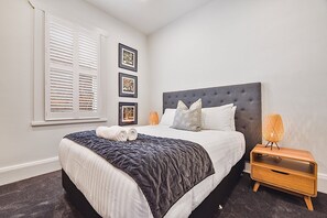 2 bedrooms - Number 9 on Avalon in Launceston. (Launceston)