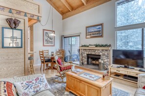 TV, fireplace, video game console, DVD player - Family-friendly woodland condo with wood-burning fireplace, close to shuttle (NorthStar-Truckee)