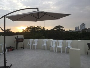 Terrace/patio - Hostal Du Parc (Trujillo)
