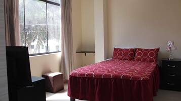 Chambre Double Classique | Literie hypoallergénique, couette en duvet d'oie