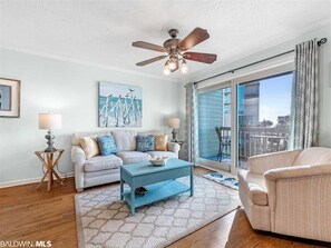 Smart TV, DVD player - Perfect Couples Getaway ^ Fun, Sunsets, Beach Walks ^ Quiet End of West Beach (Gulf Shores)