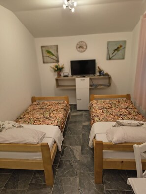 2 chambres, Wi-Fi gratuit, draps fournis
