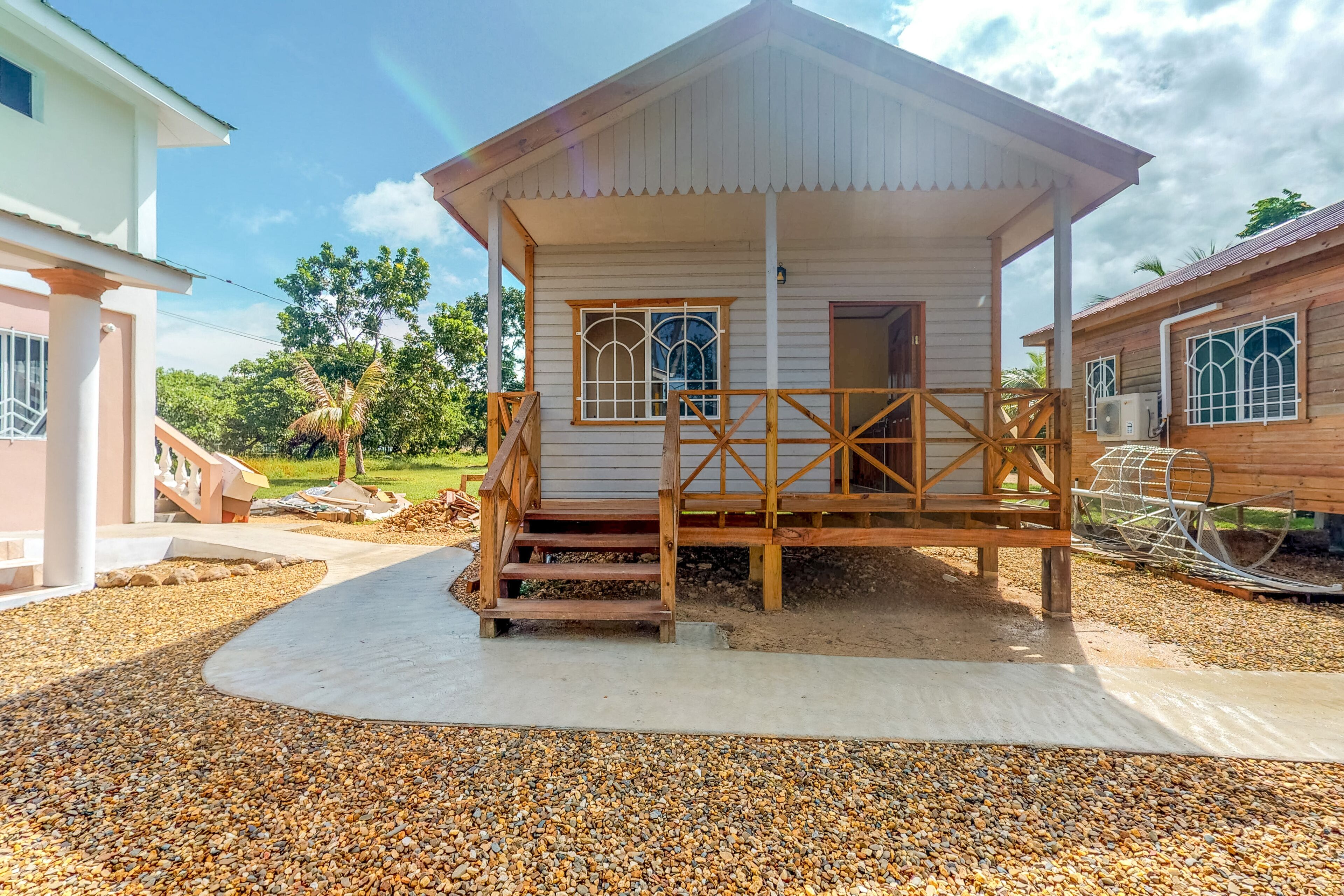Charming cabana with gated entrance, parking, veranda, partial AC & free WiFi