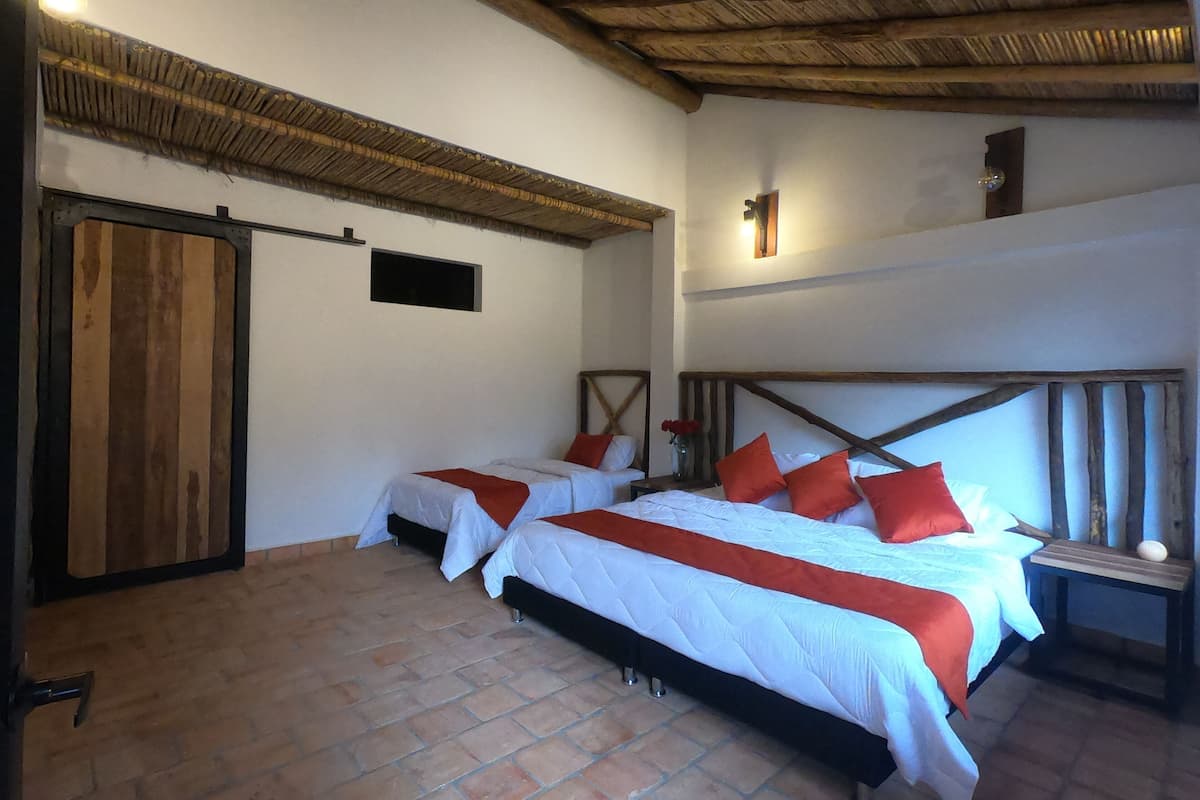1 habitación, ropa de cama de alta calidad, edredón y minibar