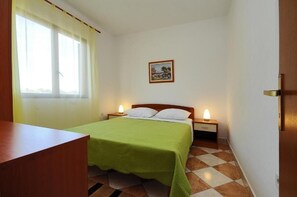 1 habitación, wifi gratis y ropa de cama