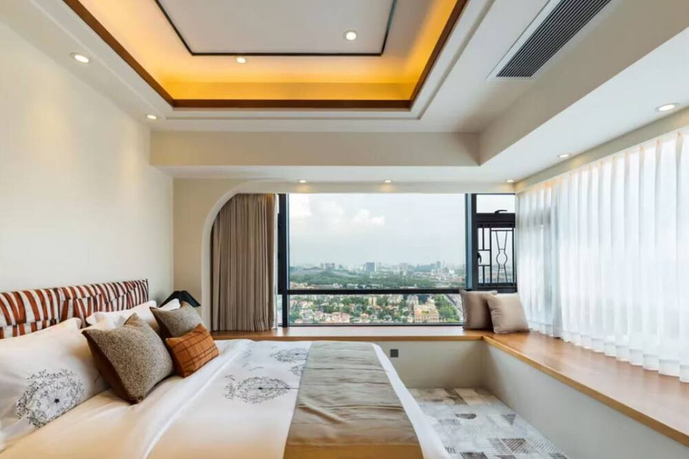 Guangzhou He She Art Apartment