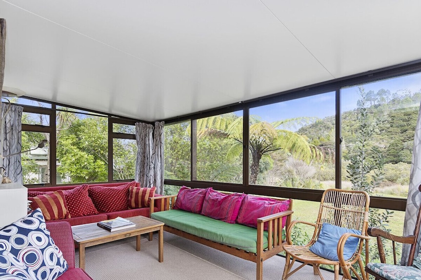 Riverview Retreat - Cooks Beach Holiday Home - Whitianga