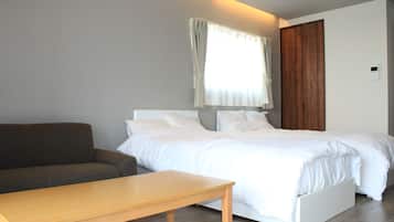 Blackout drapes, free WiFi