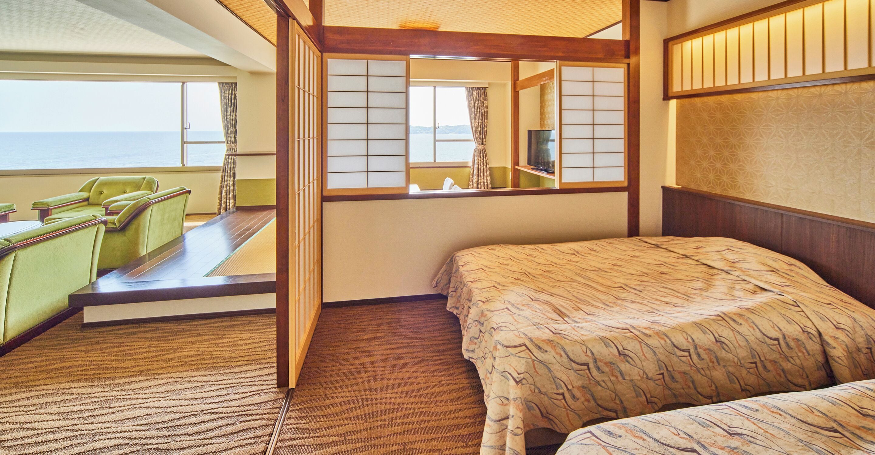 Literie de qualité supérieure, coffres-forts dans les chambres