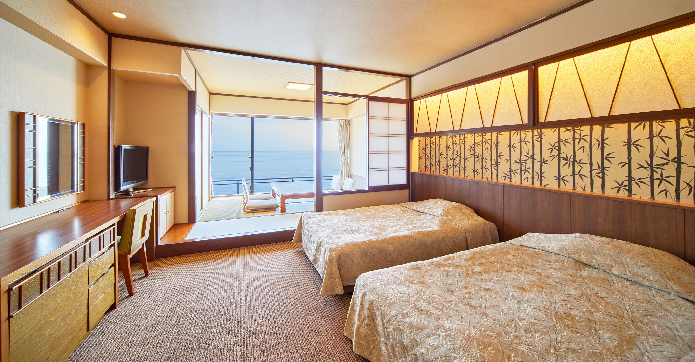 Roupas de cama premium, cofres nos quartos, Wi-Fi de cortesia