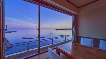 Ropa de cama de alta calidad, caja fuerte, wifi gratis