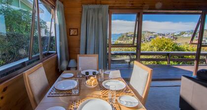 Beach House on the Ridge - Kaiteriteri House