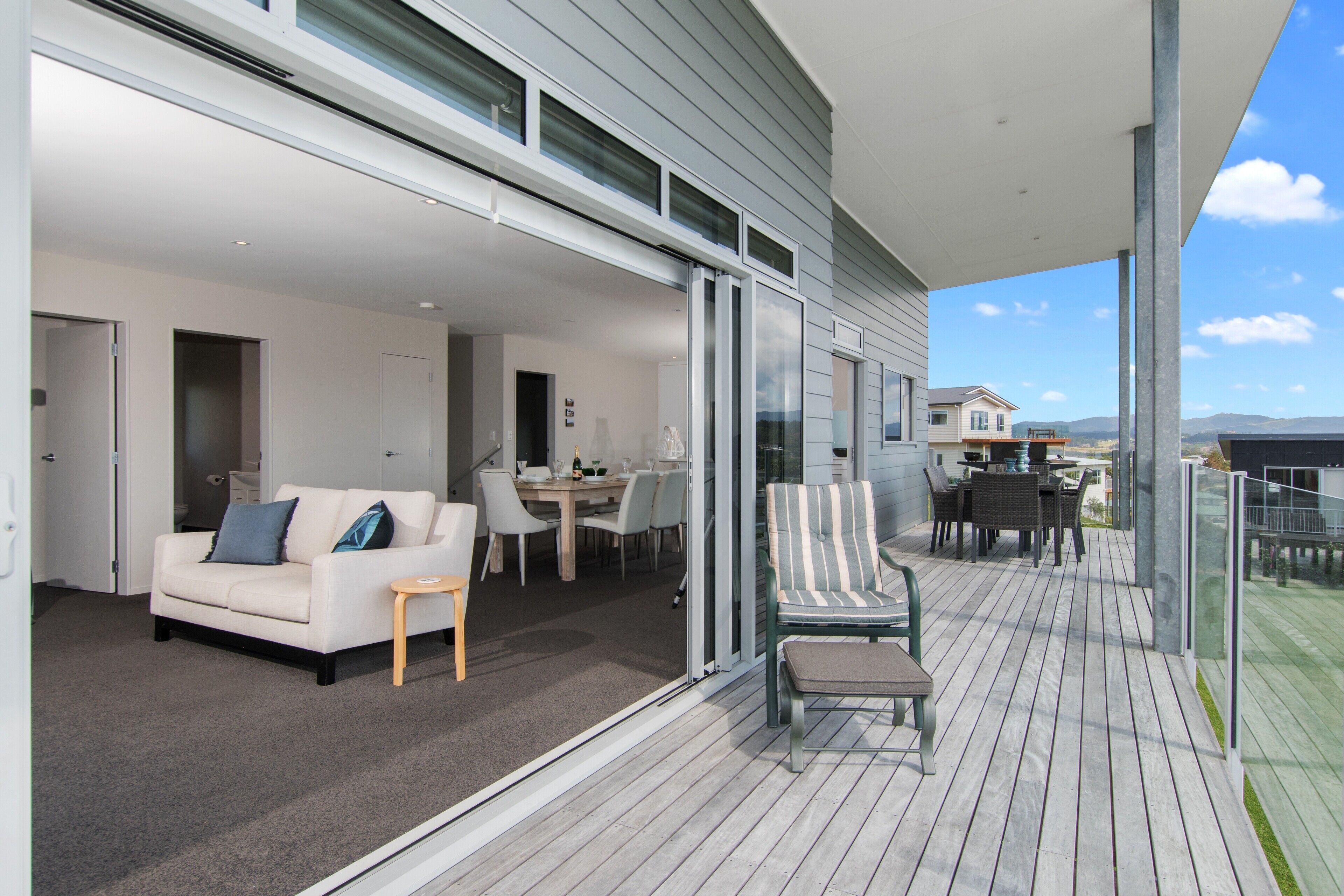 Sea It All On Devon - Mangawhai Holiday Home