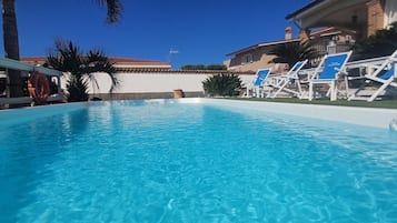 Piscina all'aperto