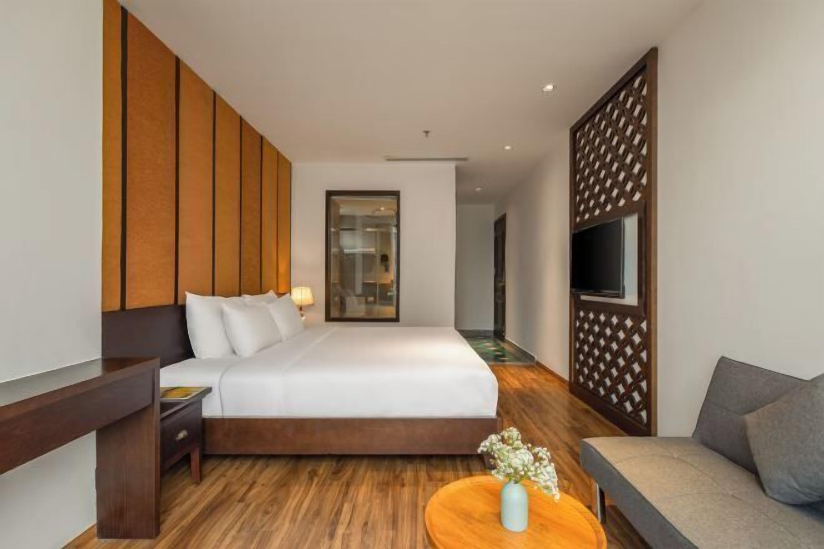 고급 침구, 오리/거위털 이불, 메모리폼 침대, 미니바