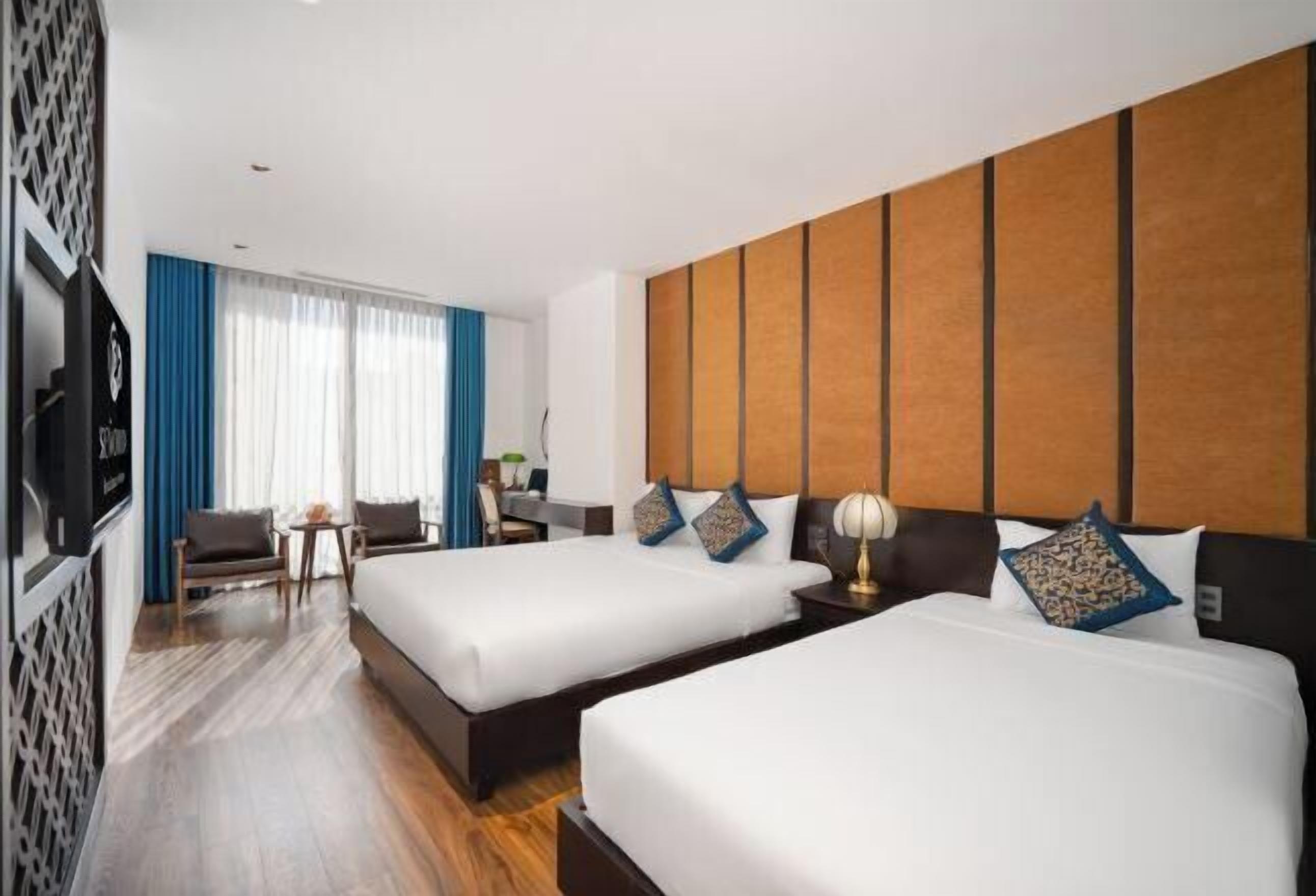 고급 침구, 오리/거위털 이불, 메모리폼 침대, 미니바