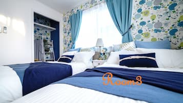 3 habitaciones, tabla de planchar con plancha y cuna de viaje