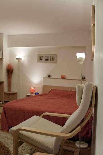 Baneasa Studio - near Herastrau Park