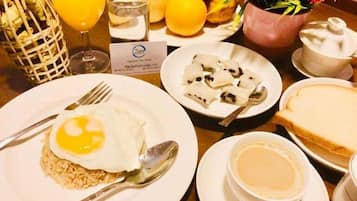 Daily continental breakfast for a fee