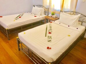 Deluxe Twin Room | Soundproofing, free WiFi, bed sheets