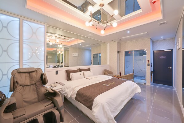 Standard Room (1, Drive-in)